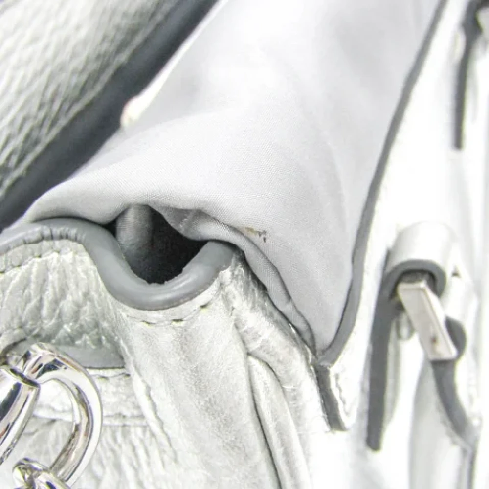 Maison Margiela Pre-owned Leather shoulder-bags Gray Dames