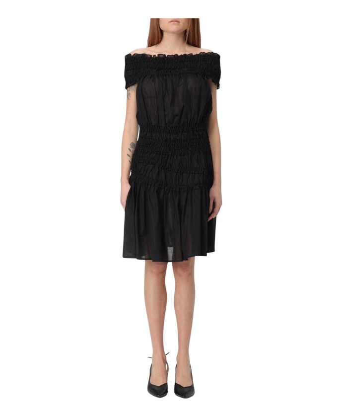 elegante-robe-noire-smockee-mini