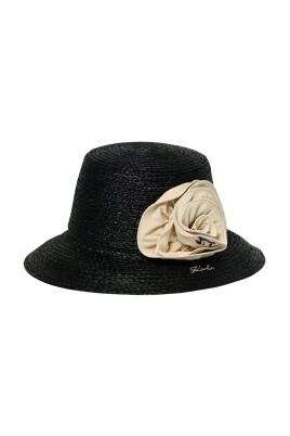 elegant-wide-brim-hat-with-signature-detailing