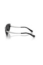 lunettes-de-soleil-elegantes-avec-verres-colores