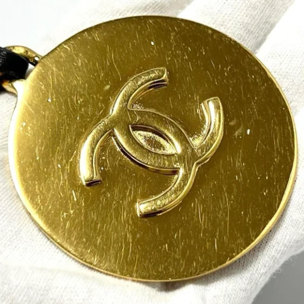 Chanel Vintage Pre-owned Metal chanel-jewelry Black Dames