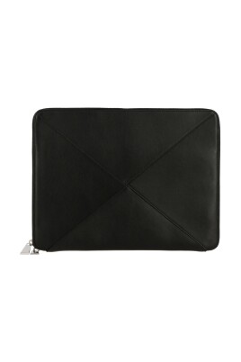 leather-zipper-laptop-sleeve