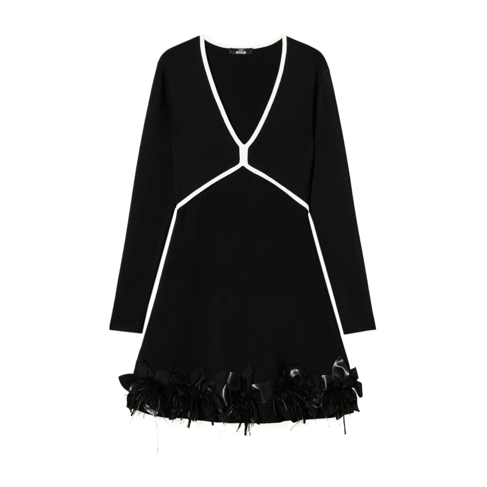 Actitude Zwarte Mini Jurk voor Moderne Vrouwen Black Dames