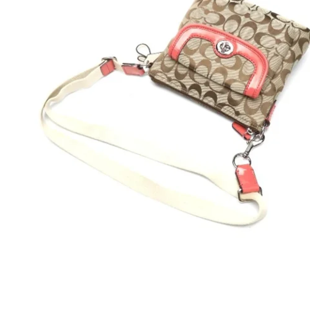 Coach Pre-owned Leather shoulder-bags Beige Dames