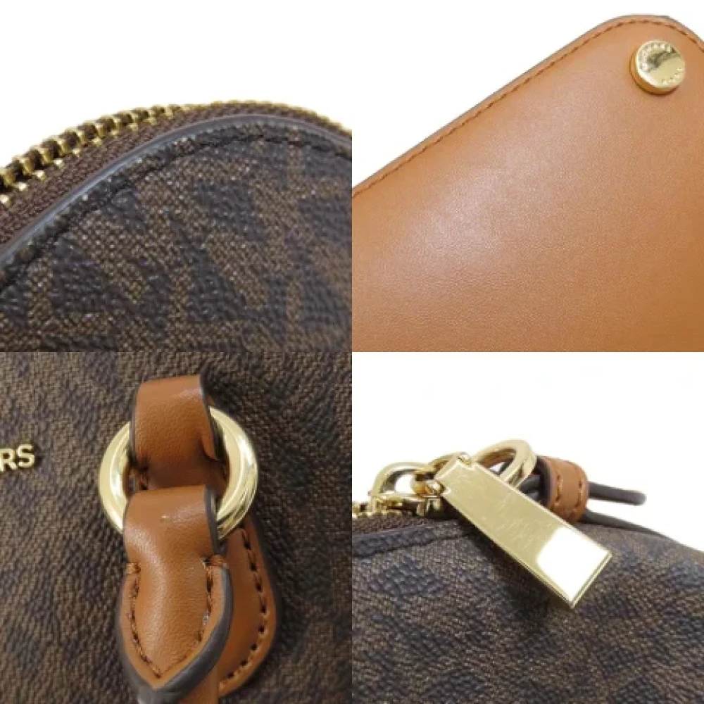 Michael Kors Pre-owned Plastic handbags Brown Dames