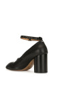 escarpins-noirs-elegants-a-talons-mi-hauts
