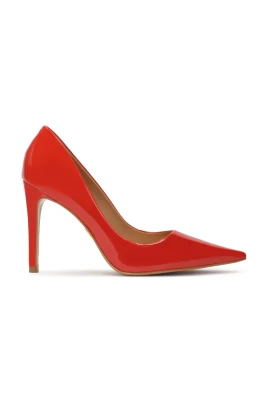 Röda lackläder stiletto pumps