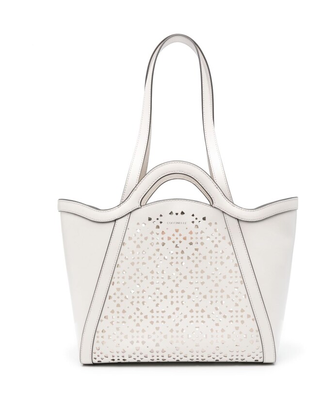 white-shoulder-bag-with-magnetic-fastening