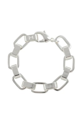 bold-chain-link-bracelet