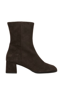 suede-ankle-boots-marrone-aw25