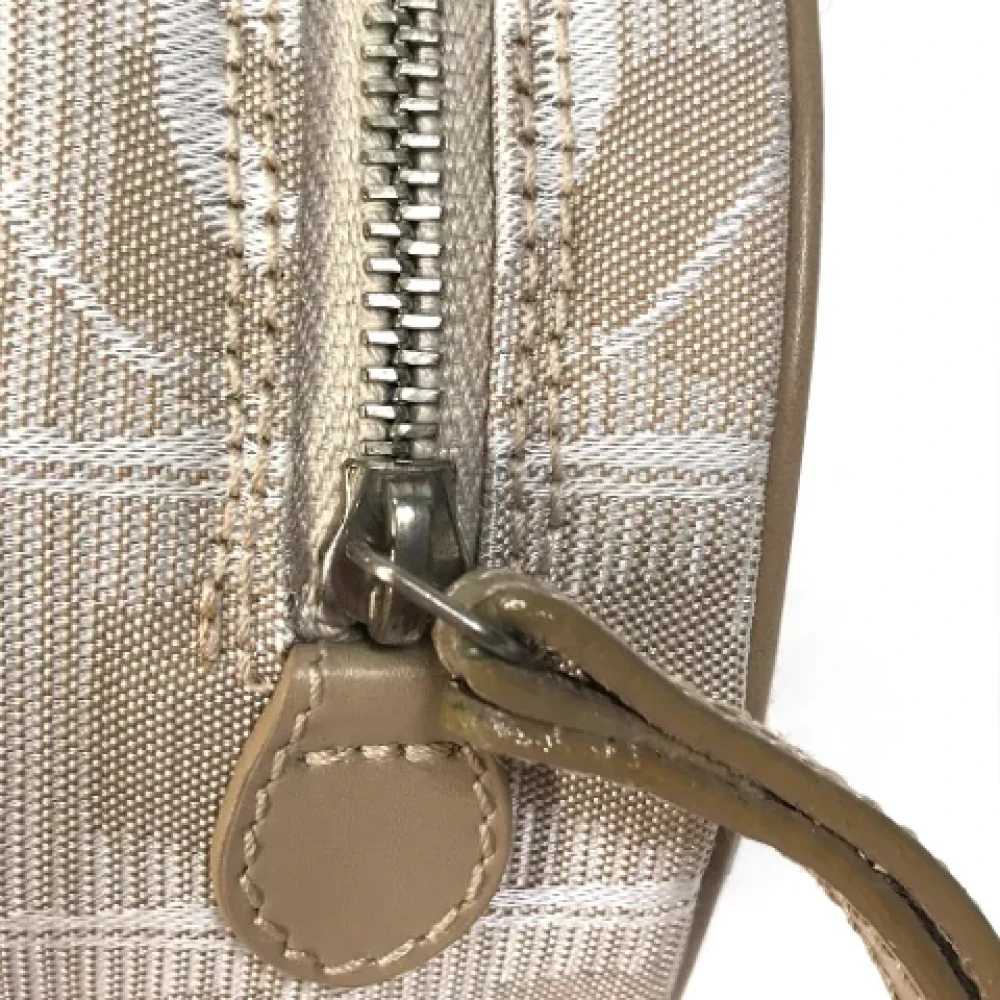 Chanel Vintage Pre-owned Fabric clutches Beige Dames