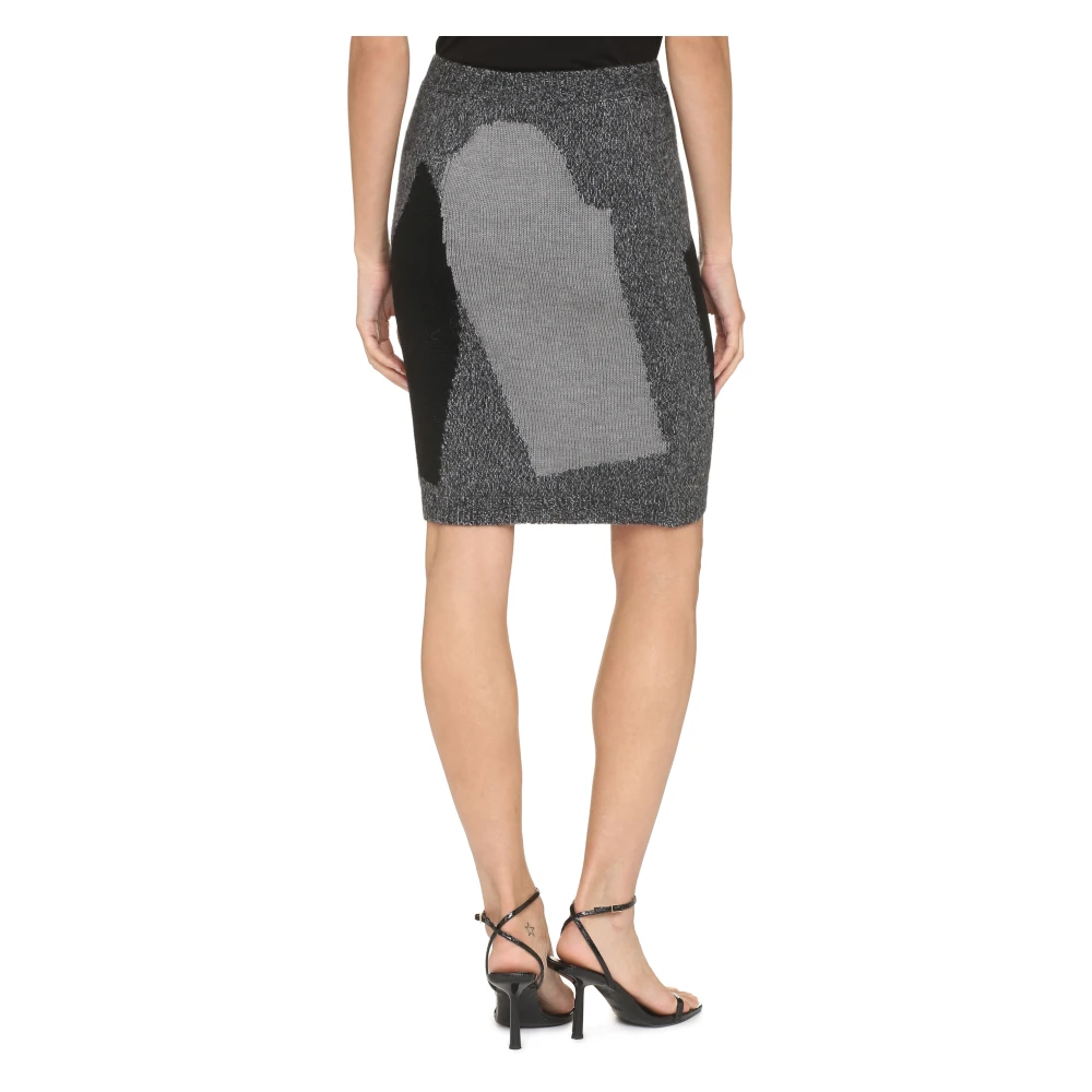 Moschino Geribde Gebreide Rok met Contrastinzetten Gray Dames