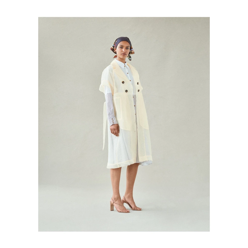 BAUM UND PFERDGARTEN Chiffon Wrap Jurk Korte Mouw Knoop Yellow Dames