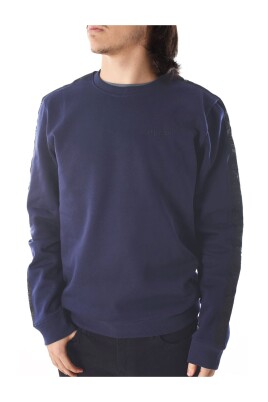 logo-band-sweatshirt