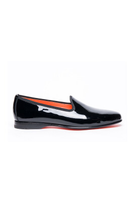 black-loafer-shoes-for-men