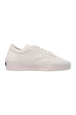 beige-snorning-flatform-sneakers
