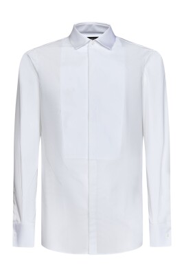 white-shirt-with-plastron-closure