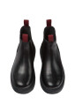 bottes-en-cuir-avec-semelle-en-caoutchouc