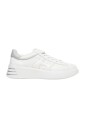 white-sneakers-with-glitter-accents