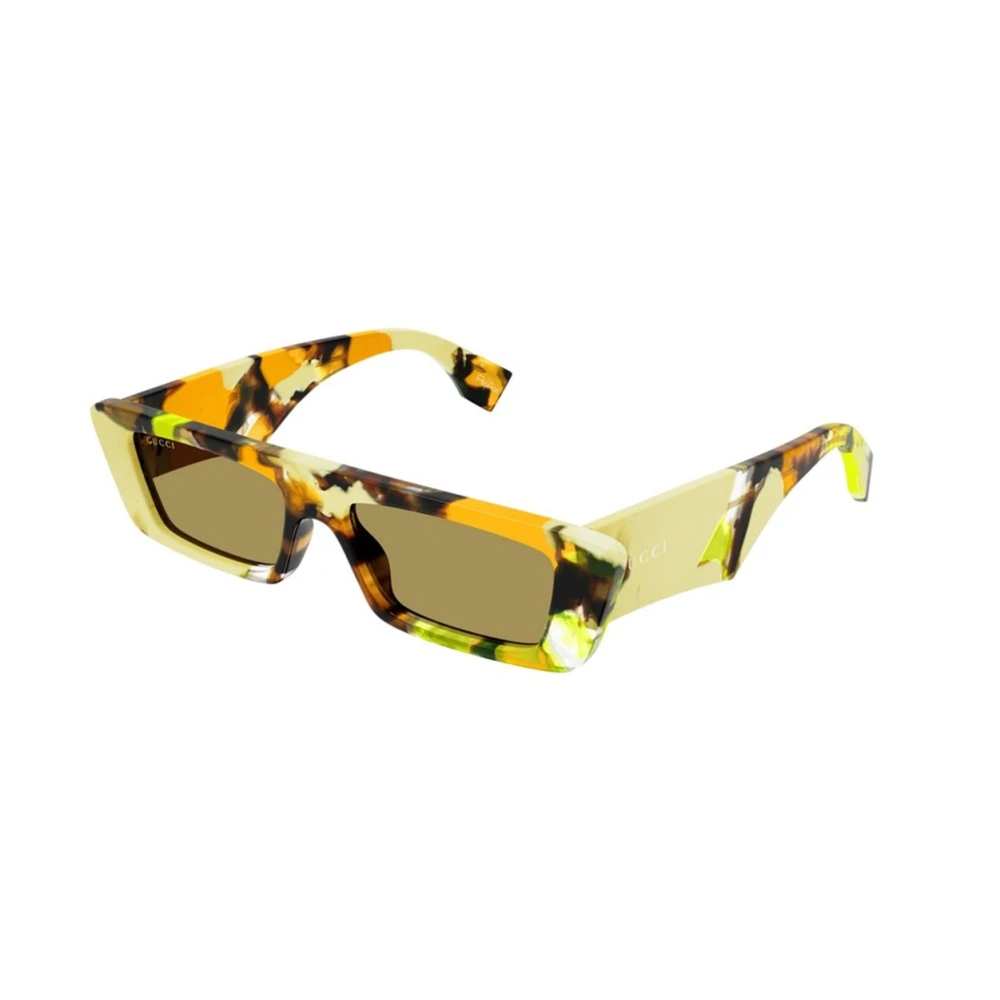 Stilfulde solbriller i gul med brune linser