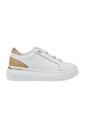 sneakers-elegantes-pour-femmes-pour-un-usage-quotidien