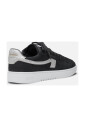dice-a-sneaker