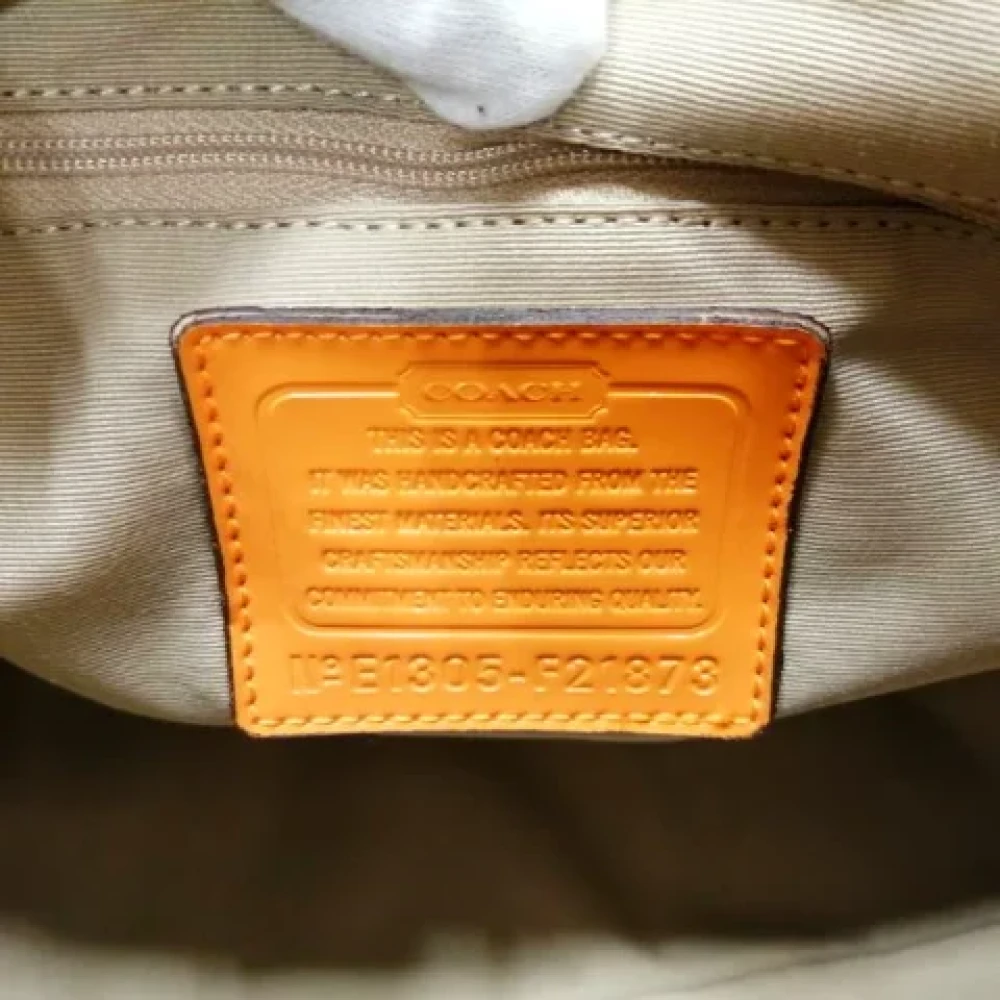 Coach Pre-owned Canvas handbags Orange Dames