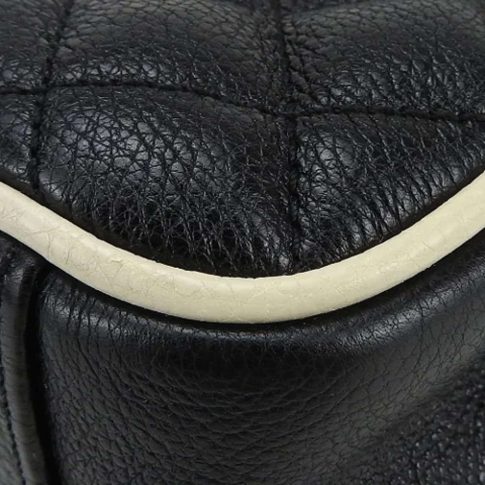 Yves Saint Laurent Vintage Pre-owned Leather shoulder-bags Black Dames