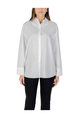 XW001424 AF16631 Blus