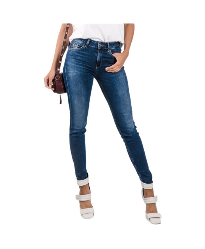 divine-skinny-denim-in-faded-blue