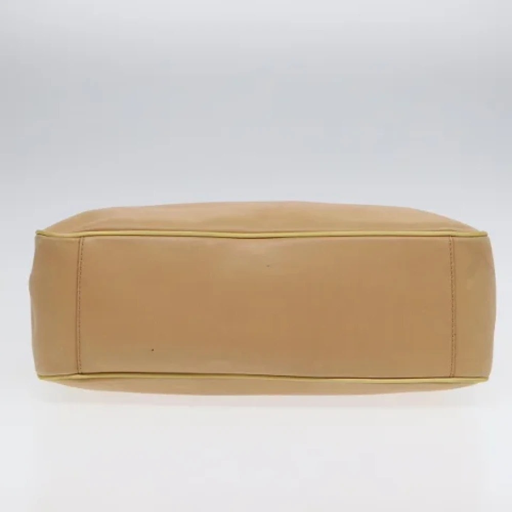 Givenchy Pre-owned Leather handbags Beige Dames