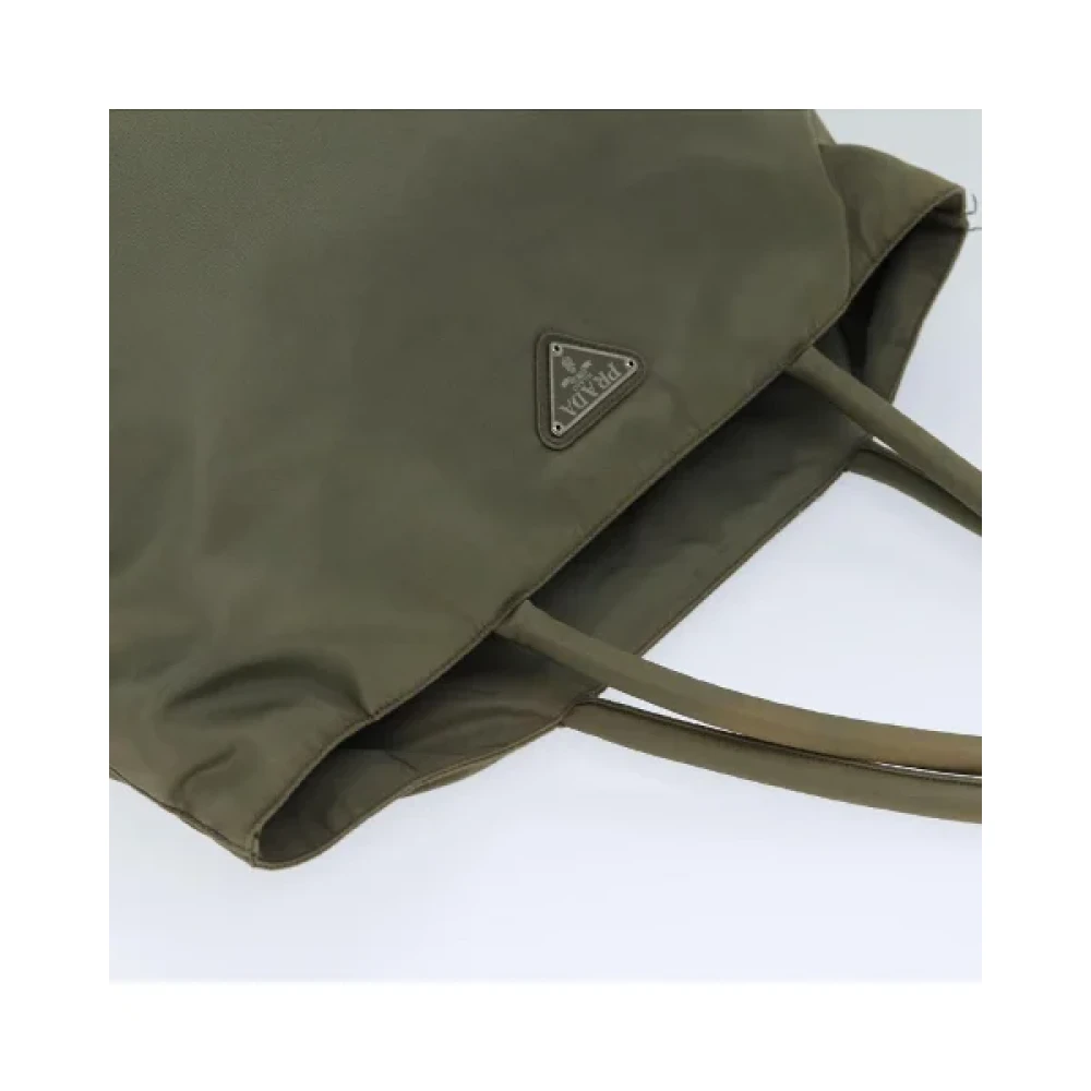 Prada Vintage Pre-owned Nylon handbags Green Dames