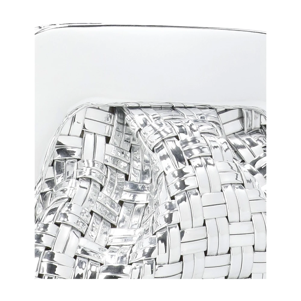 THEMOIRè Zilveren Geweven Pochette Schoudertas Gray Dames