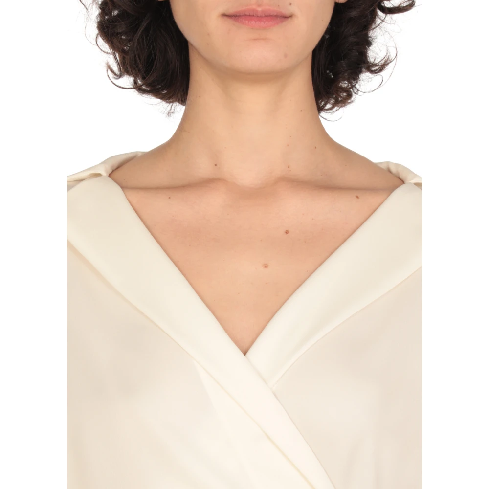 Philosophy di Lorenzo Serafini Ivoor Blouse met Kant en V-Hals Beige Dames