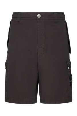 shorts-gris-avec-poches-multiples