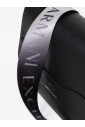sac-a-bandouliere-noir-avec-style