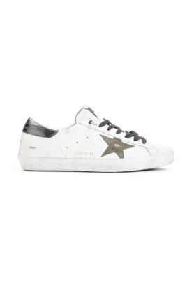 stylish-sneaker-for-a-super-star