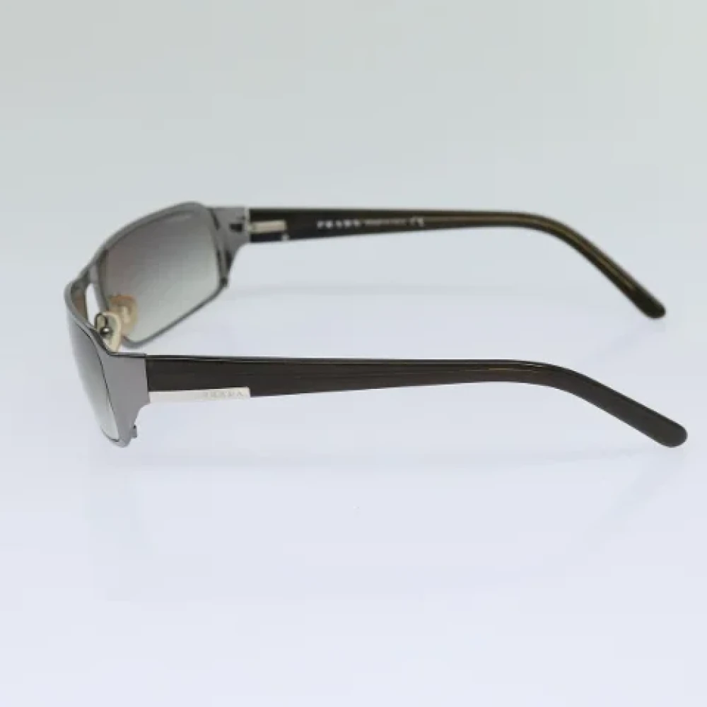 Prada Vintage Pre-owned Metal sunglasses Black Dames