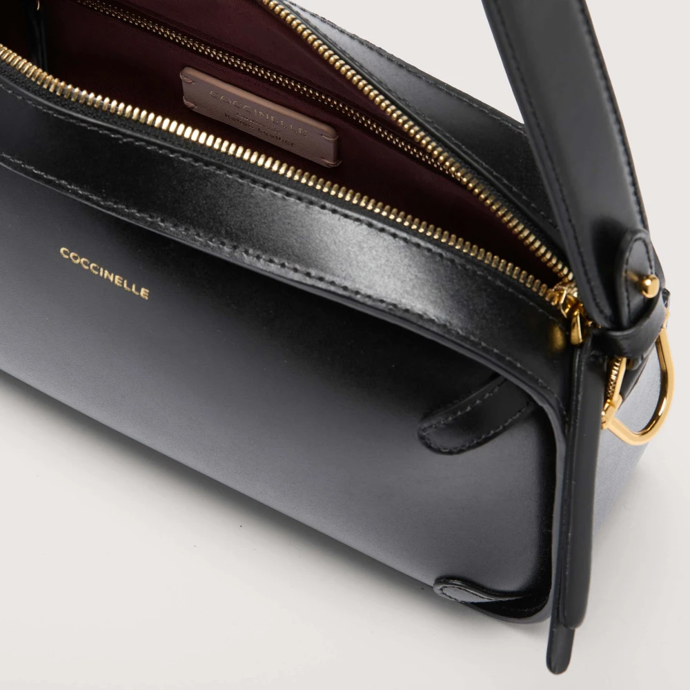 Coccinelle Zwarte Schoudertas met Ritssluiting Black Dames