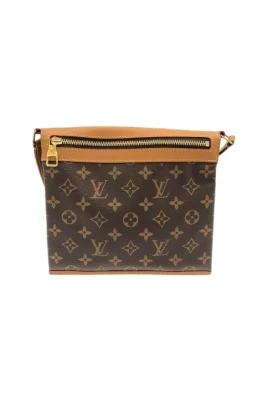 Pre-owned Monogram Saumur Messenger Axelremsväska