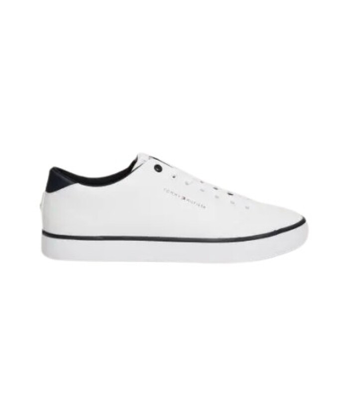 casual-sneakers-for-men-and-women
