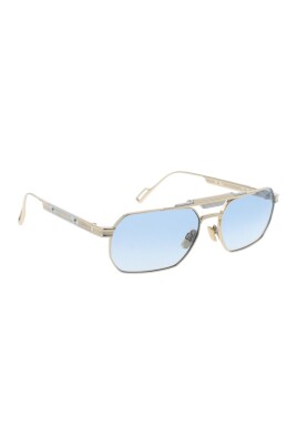 gradient-lens-sunglasses-iconic-style