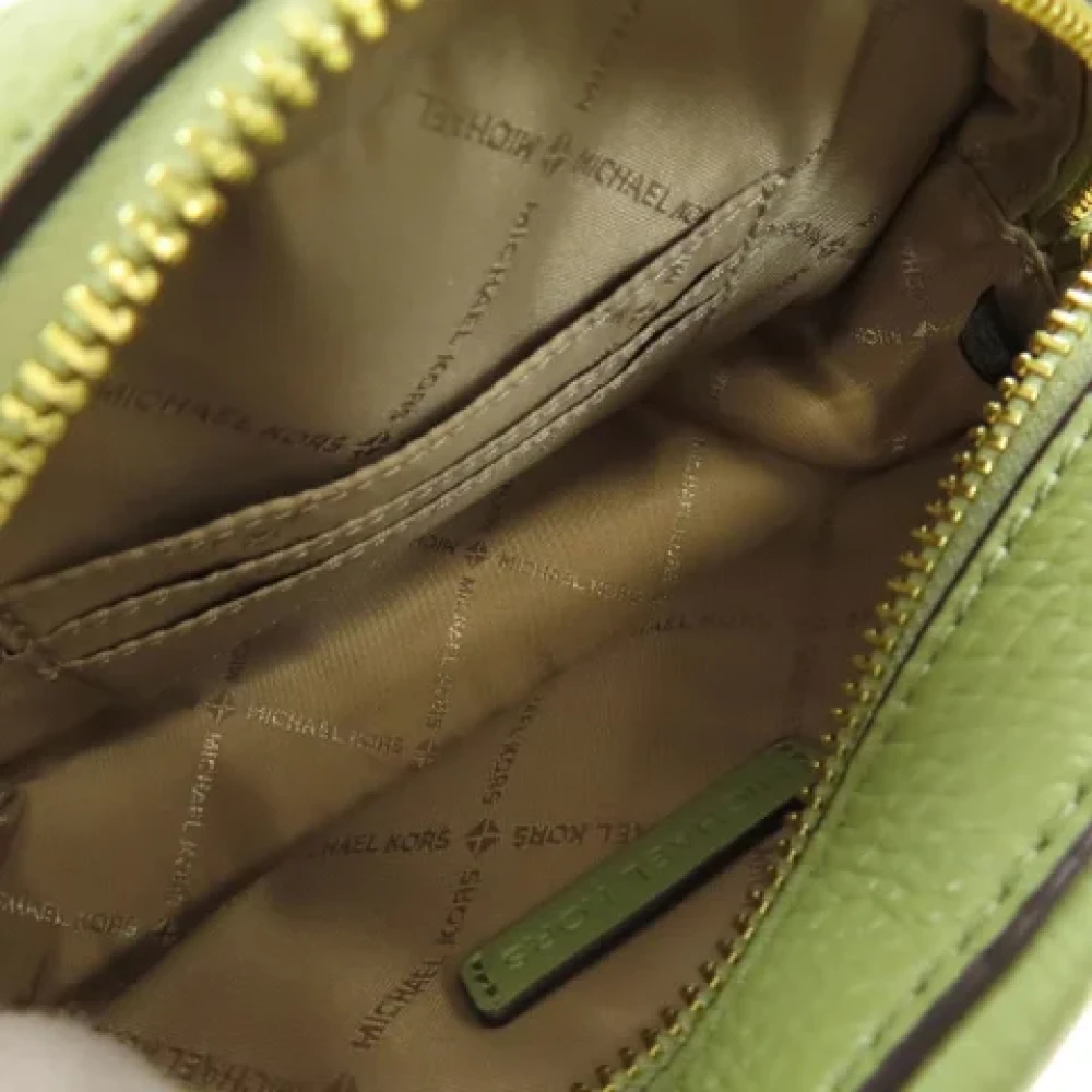 Michael Kors Pre-owned Leather shoulder-bags Green Dames