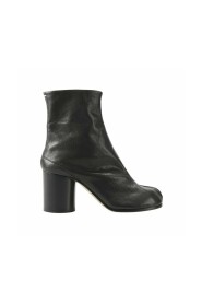 Stiefel mit Absatz