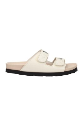 logo-closure-leather-sandals