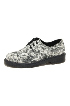 skull-andamp-roses-canvas-shoes
