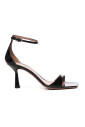 zwarte-sandalen-met-dunne-enkelgesp