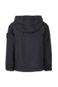 veste-noire-resistante-a-l-eau-avec-badge-boussole