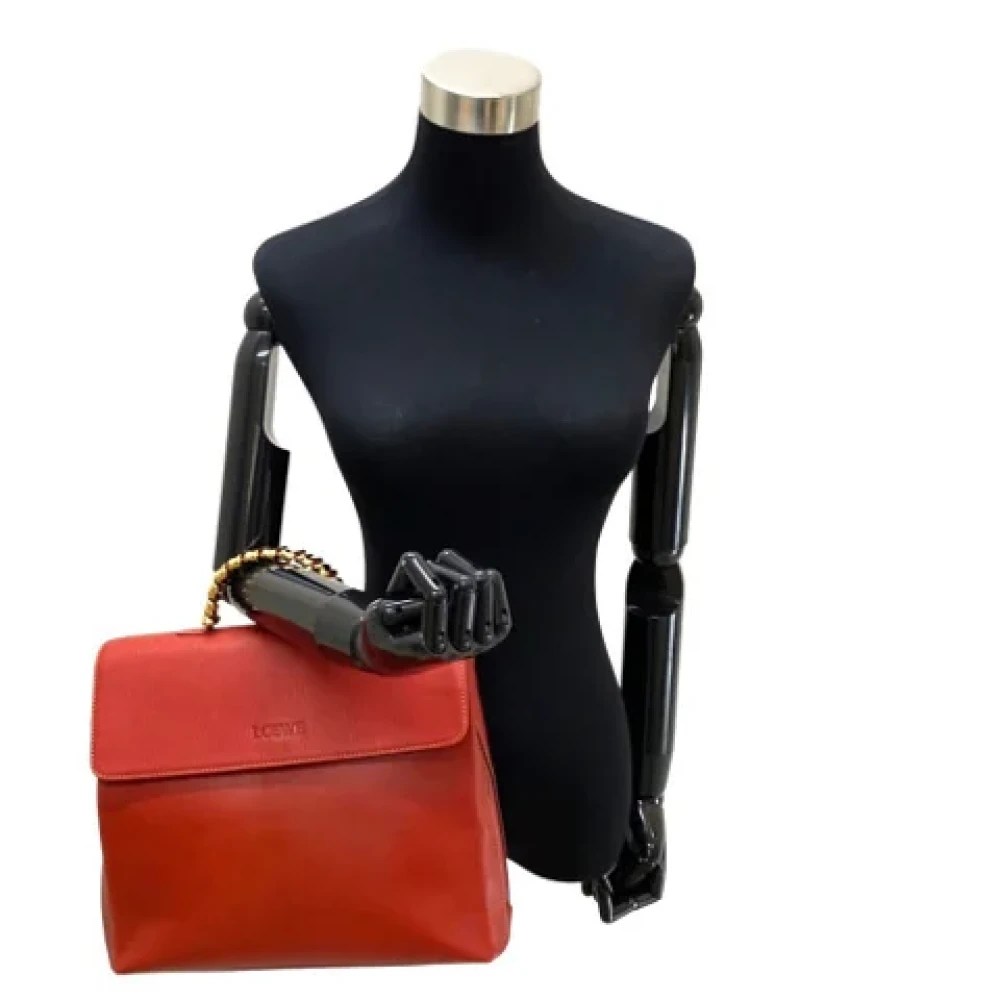 Loewe Pre-owned Leather handbags Red Dames