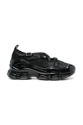 black-chunky-crossover-strap-shoes
